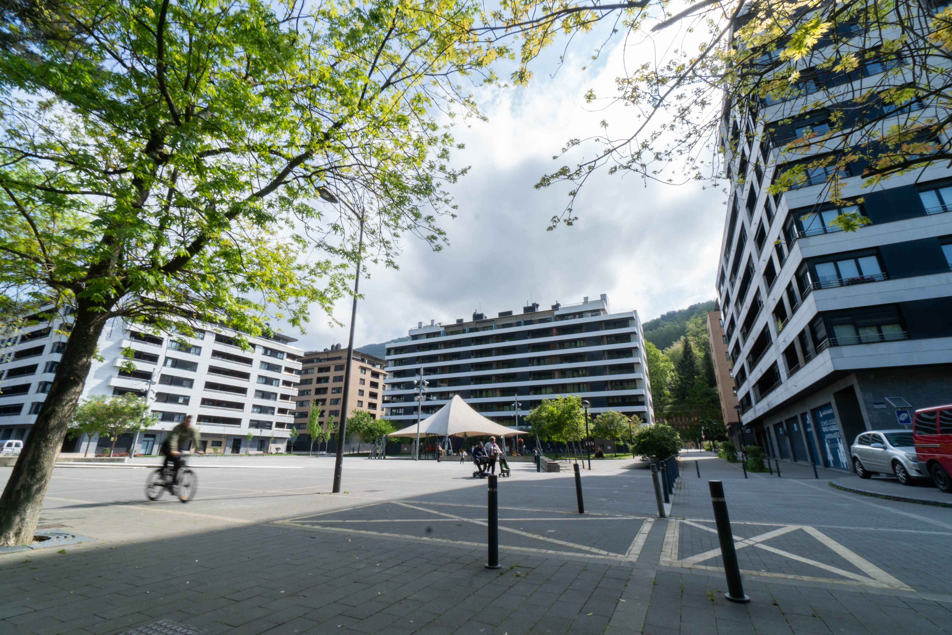 Multimedia-irudia: Arramele eremuko Auzoen Mahaia